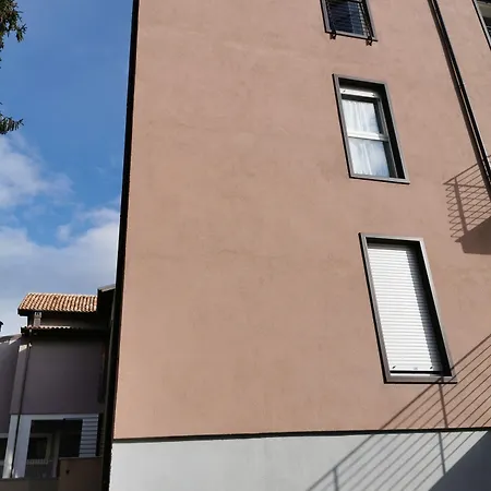 Via Roma לינה וארוחת בוקר ל'אקווילה